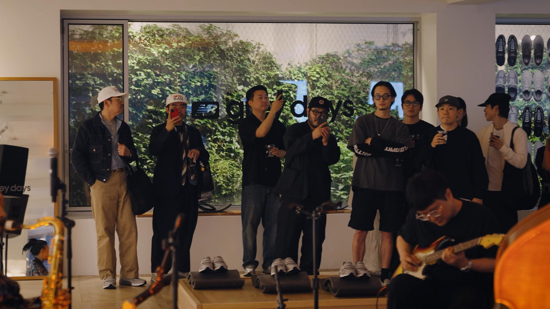 https://www.creativemore.co.kr/data/editor/2506/0047a37363ccf68625831b3b05d60e8e_1749021633_0965.png
